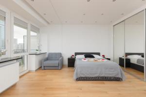 Posteľ alebo postele v izbe v ubytovaní Apartments The View by Noclegi Renters