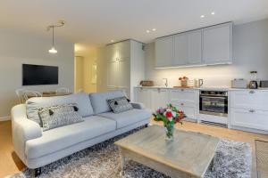 Kuchyňa alebo kuchynka v ubytovaní Flatbook - City Center SPA Apartments Motlawa + 37 fotografií