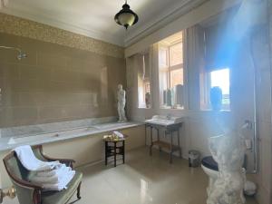 Gallery image of Rossington Hall in Doncaster +31 photos