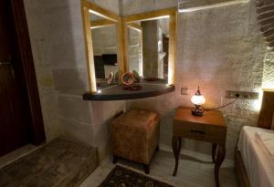 Posezení v ubytování Mesken Cave Suites