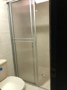 Hotel Ecosuite Quibdó的一间浴室