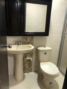 Hotel Ecosuite Quibdó的一间浴室
