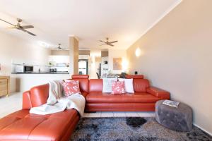 Istumisnurk majutusasutuses Oceanfront Arafura Abode with Stunning Views