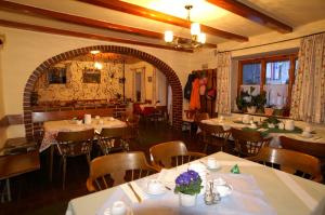 Restoran atau tempat makan lain di Gasthof zur Post