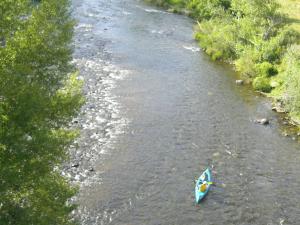 Gallery image of Maison pittoresque avec terrasse et BBQ, calme près de Langeac - FR-1-582-124 in Langeac