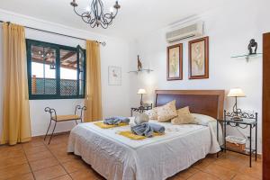 Postel nebo postele na pokoji v ubytování La Casona + 20 fotografií