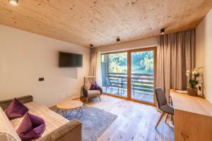 TV a/nebo společenská místnost v ubytování Hotel Alcialc
