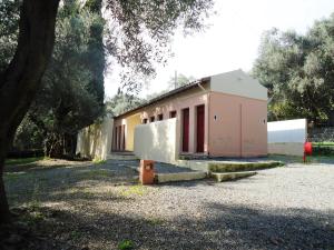 صورة لـ Camping Paleokastritsa في باليوكاستريتسا