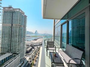 Balkón nebo terasa v ubytování Mira Holiday Homes - Newly 1 bedroom apartment with beach access