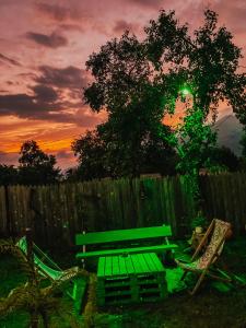 Východ nebo západ slunce při pohledu z apartmánu nebo okolí