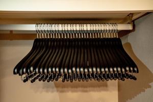 近江八幡市にあるRakuten STAY HOUSE x WILL STYLE Hachimanboriの硝硝酒束