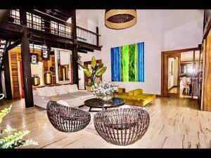Гостиная зона в Srvittinivillas Cn-ll66 Great Villa Good Location Casa de Campo Resort Villa