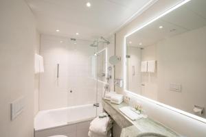 Ein Badezimmer in der Unterkunft Insel-Hotel Heilbronn
