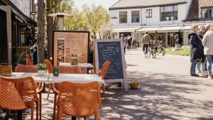 Restoran atau tempat lain untuk makan di Zandkasteel Domburg