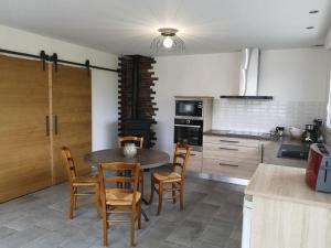 Fotografie z fotogalerie ubytování Chambre d'hôte-Appart Hôtel LE JARDIN v destinaci Lison