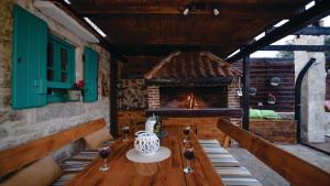 Fotografia z galérie ubytovania Stone villa Pietra with pool v destinácii Pridraga