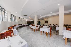 Restaurace v ubytování Aparthotel El Galeón