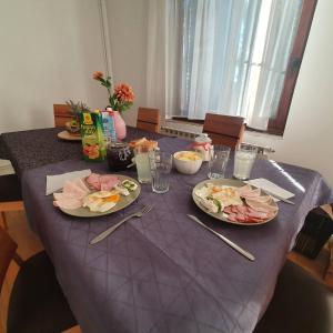 Toit külalistemaja aladel või selle läheduses