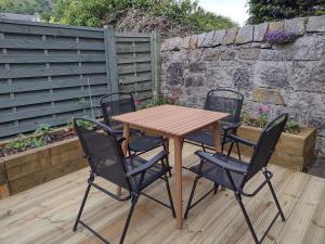 Gallery image of Burntisland Garden Apartment, Fife - 40 mins to Edinburgh in Burntisland