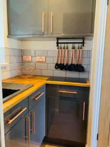 Köök või kööginurk majutusasutuses White Mermaid Cottage Anglesey Holidays