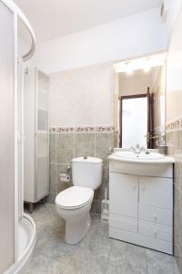 A bathroom at Seafront studio with beach view in the center of Los Cristianos