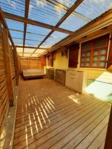 Balkón nebo terasa v ubytování Villa charmante au cœur du Marin avec piscine privée