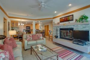 Gallery image of Luxury Charter 2 Bedroom Vacation Rental With Quick Access To The Ski Slopes And Beaver Creek Village in Beaver Creek