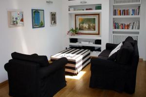 A seating area at B&B al 19