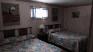 Gallery image of Woodland Motor Lodge in Grayling