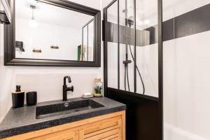 Ένα μπάνιο στο Appartement cosy +4 φωτογραφίες
