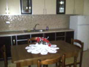 Foto dalla galleria di Guesthouse Fatos Biti a Divjakë