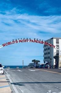 Gallery image of Daytona Inn Beach Resort on Worlds Most Famous Beach in Daytona Beach