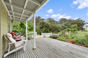 Taman di luar Clovelly Cottage +8 gambar