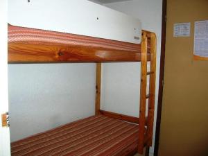 Posteľ alebo postele v izbe v ubytovaní Studio cabine au centre de Villard-de-Lans avec balcon et commodités%! - FR-1-689-98