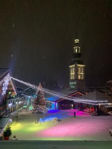 Το κτήριο όπου στεγάζεται  το διαμέρισμα +2 φωτογραφίες