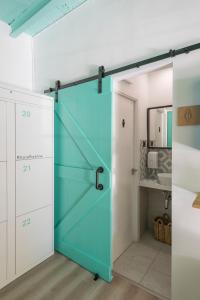 Postel nebo postele na pokoji v ubytování Forenna Hostel + 29 fotografií