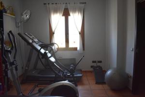 Kép Vivienda con piscina, gimnasio y cocina campera szállásáról Villanueva de los Infantesben a galériában