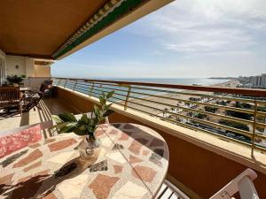 A balcony or terrace at Apto. Tobago, vistas y urbanización de ensueño