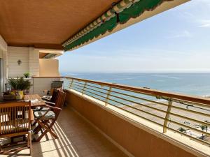 A balcony or terrace at Apto. Tobago, vistas y urbanización de ensueño