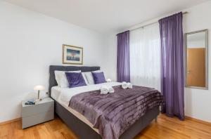 Posteľ alebo postele v izbe v ubytovaní VILA ANA + 9 fotografií