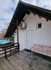 Fotografie z fotogalerie ubytování Villa Elena v destinaci Yanoshi