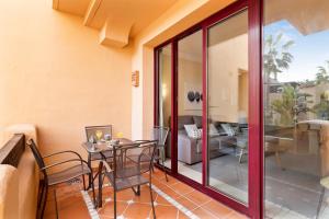 Balkon lub taras w obiekcie Apartamento de 2 dormitorios en Bahía de Alcántara