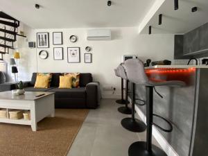 Posezení v ubytování DUPLEX TORREMOLINOS 2 DORM / 2 WC + 37 fotografií
