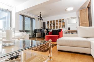 Fotografia z galérie ubytovania Niblue Seaview Apartment v Solúne