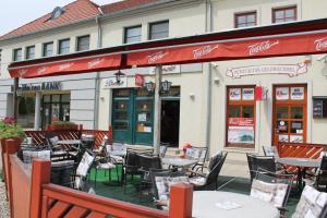 Restauracja lub miejsce do jedzenia w obiekcie Rábensteiner Panzió