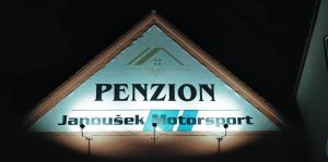 Certifikát, ocenenie alebo iný dokument vystavený v ubytovaní Penzion Janoušek Motorsport Český Krumlov