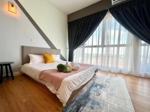 Giường trong phòng chung tại FREE PARKING # 2 Bed Family BellSuite - Sepang KLIA Kota Warisan +68 ảnh