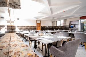 Posezení v ubytování Blooming Suites