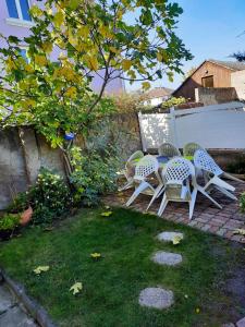 Vonkajšia záhrada v ubytovaní Appartement spacieux à Ingersheim avec vue sur jardin, 100 m²