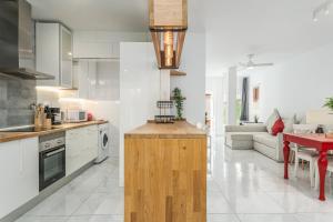 Kuchyň nebo kuchyňský kout v ubytování Chayofa apartamento de 2 Habitaciones